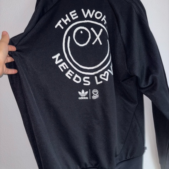 Adidas x Andre Saraiva Collab The World Needs Love Black Zip-Up Jacket - Size XL - Picture 6 of 7